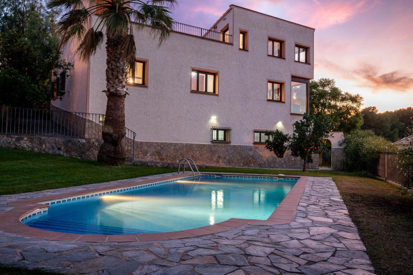 At001 Piscina Privada Y Vistas